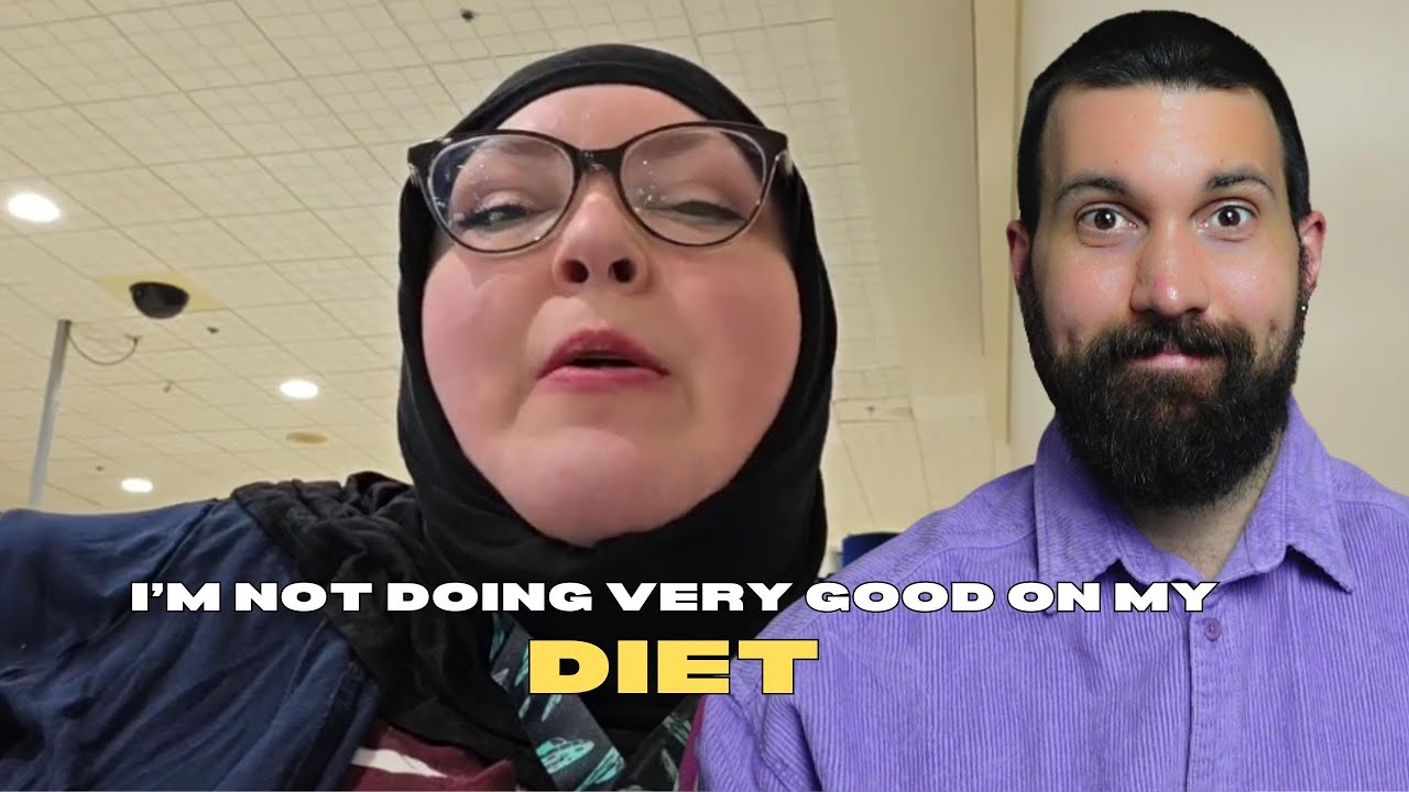 Back To The Mall ft. Foodie Beauty