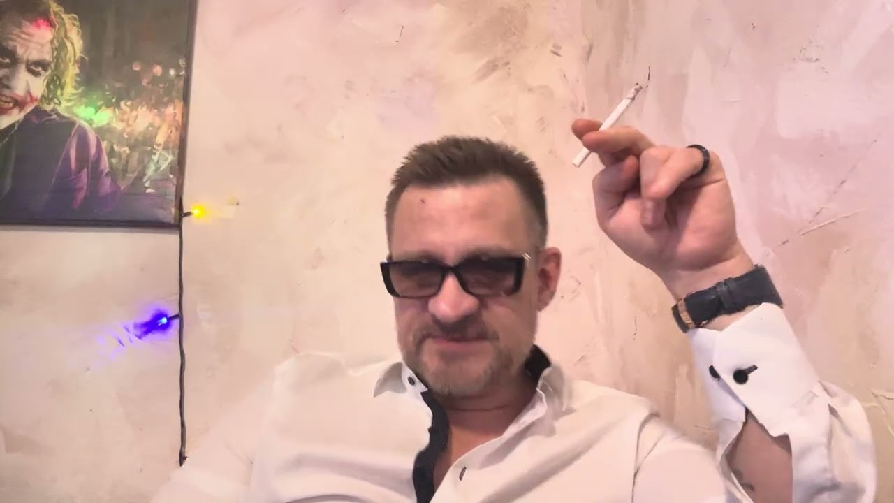 Почему замужние женщины изменяют в отношениях, а ты нет?
