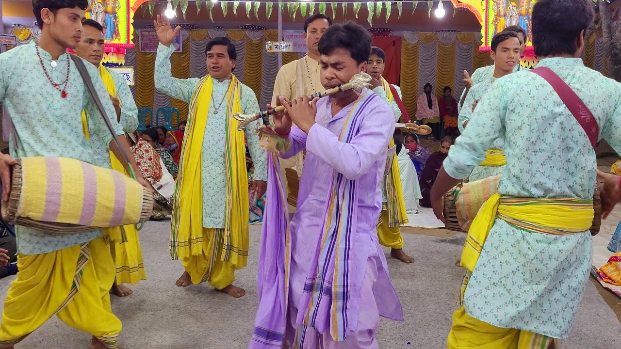পাগল করা বাঁশির সুর | মধুর কৃষ্ণনাম | @HinduPlus Ek Naam Kirtan | New Kirtan 2022