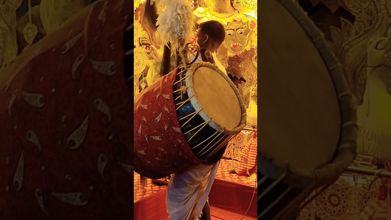 Festive rhythm 🪘 Durga puja dhaki #shorts #durgapuja #dhak #beats #kolkata #festival