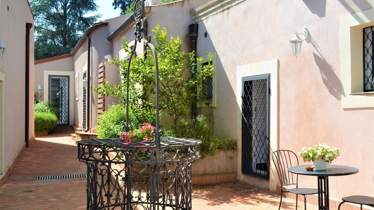 Frasteva resort | Catania, Italy | Hotel Review 🏨