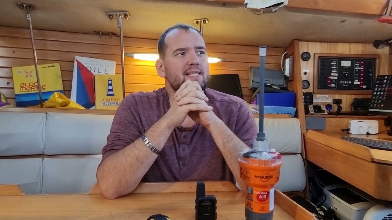 Présentation des différentes balises de secours, de detresse ou personnelle à bord de notre bateau