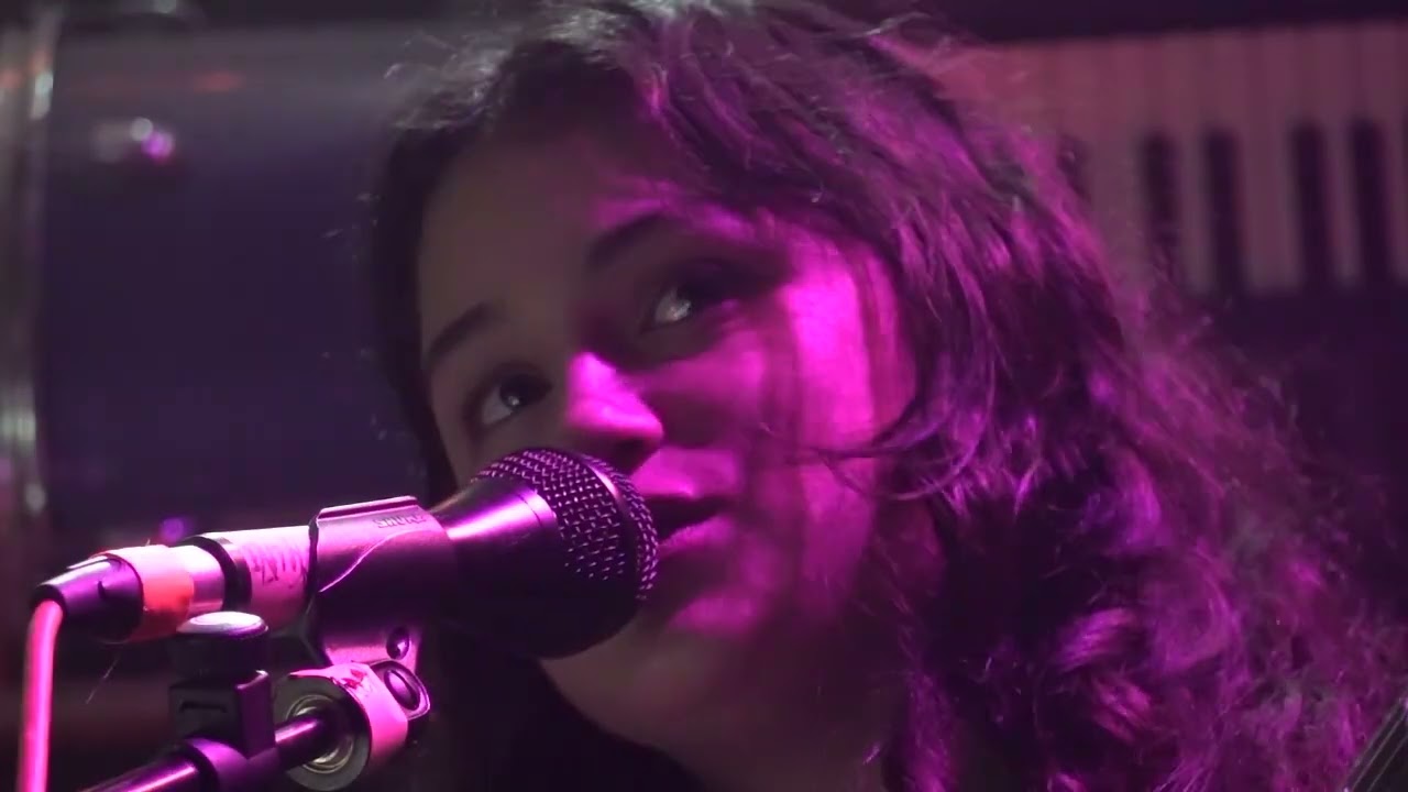 Honeyglaze live - Supersonic Records Paris 2024