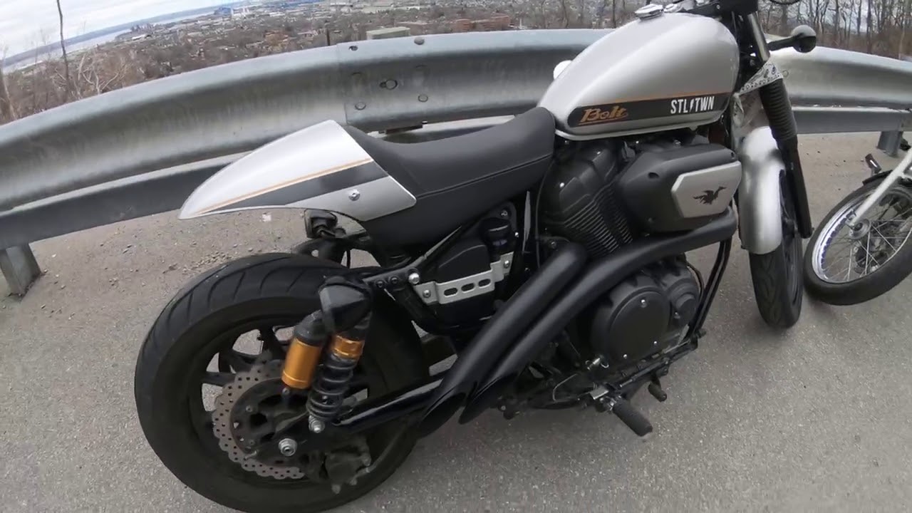 Bassani sweepers on a 2015 Yamaha bolt c-spec