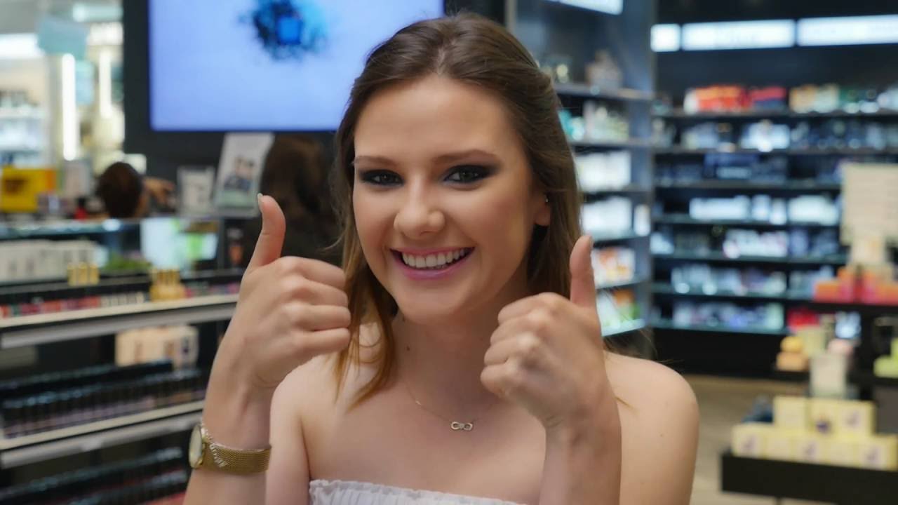 Alina Boz ile Dumanlı Göz ve Yüz Şekillendirme Makyajı
