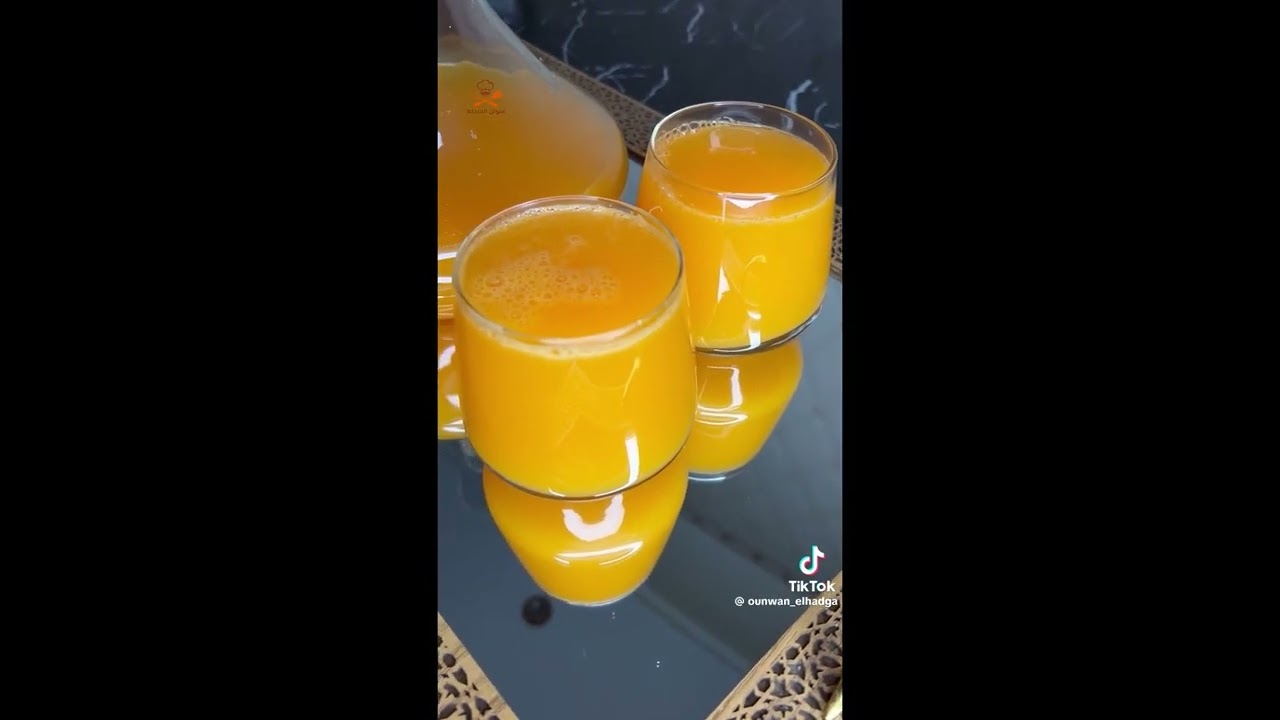 هذه الفتاة ساعدتني كثيراً بوصفاتها الرائعة، انظروا إلى العصائر اللذيذة والعصائر التي تقدمها😍🌙😋