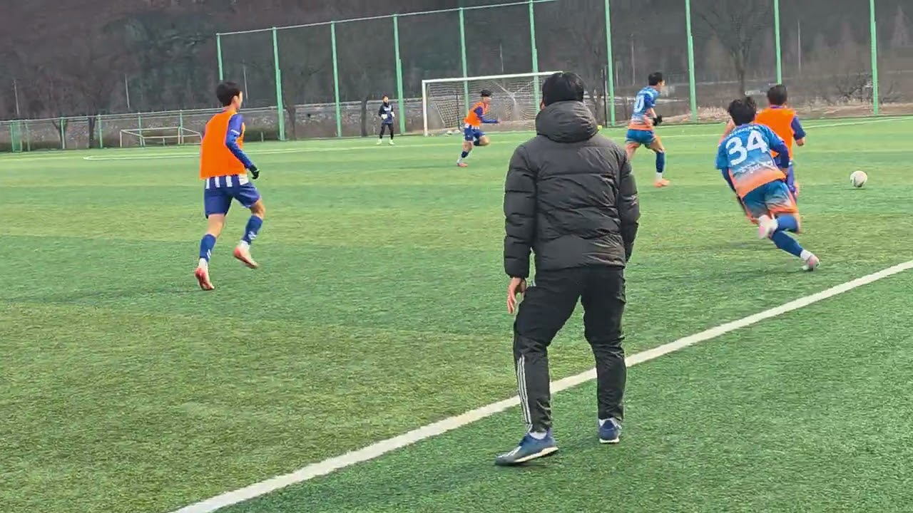 2026년합천동계훈련(후반전) 신입생신라고등학교 0: 2 안성시 U-18 2026-01-14 합천3구장