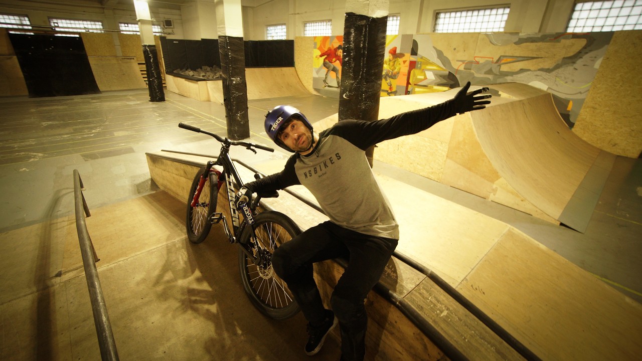 SPRAWDZIŁEM KRYTY SKATEPARK W  CZĘSTOCHOWIE | City Skate Park Czewa