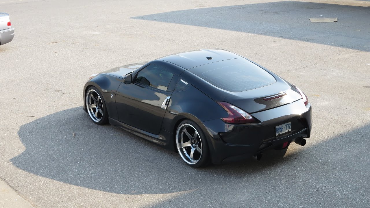 Nissan 370z Insane Exhaust (LOUD)
