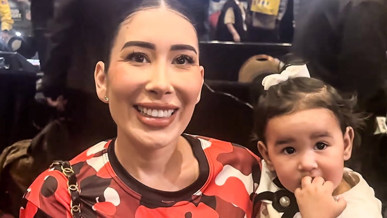 David Benavidez WIFE KEEPS IT 100 on Canelo 