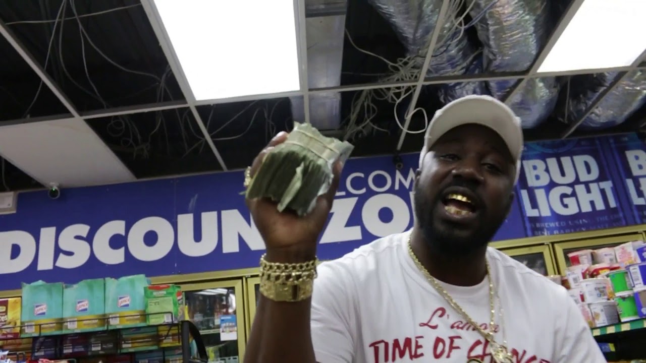WHO MANYO -OUCHA (MUSIC VIDEO) @GeecheeX