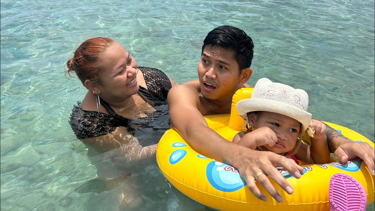 FAMILY TRIP AT CURAÇAO DAY 3 🇨🇼☀️ // MANGUSA 🛍️🛒🥩 // BBQ at CARACASBAAI BEACH 🏝️⛱️👙