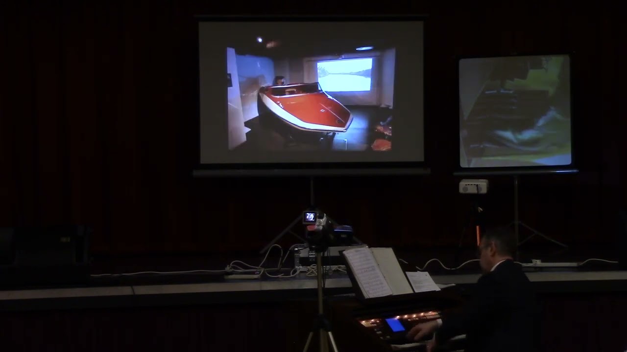Nicholas Martin B.E.M. - James Bond Theme [Grimsby Keyboard and Electronic Organ Club]