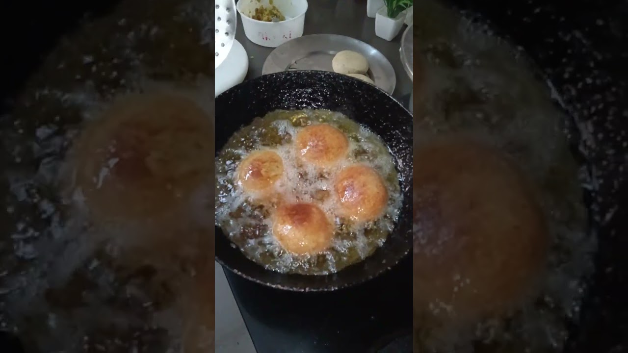 Kachori vlog #viralvideo #viral  #cooking #subscribers #kachori #kachorirecipe #kachorilover#hitsong