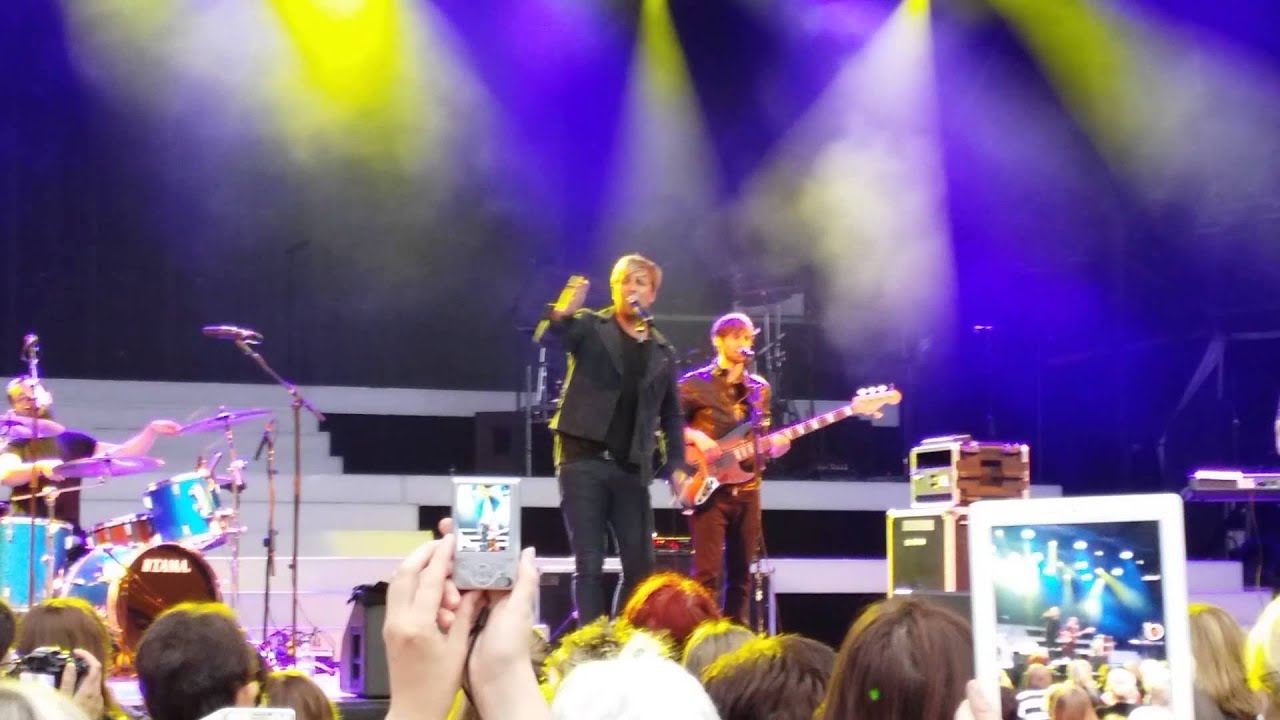 Kian Egan does Westlife, Boyzone BZ20 @ Thetford Forest 11. 07.14