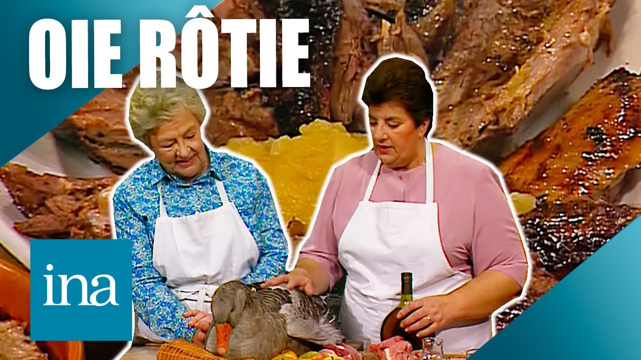 Oie rôtie aux pommes de Maïté 🪿🍎 | INA Les Recettes Vintage