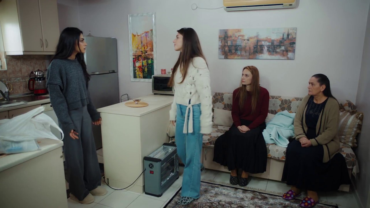 GELİN 389 - Hançer descobriu que Sıla estava brincando com ele. Ele a confrontou.