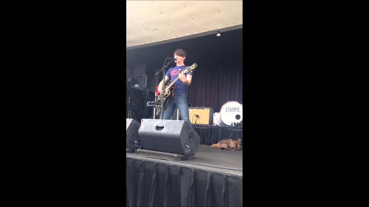 Drake Bell - I Found A Way (Drake and Josh Theme Song) live
