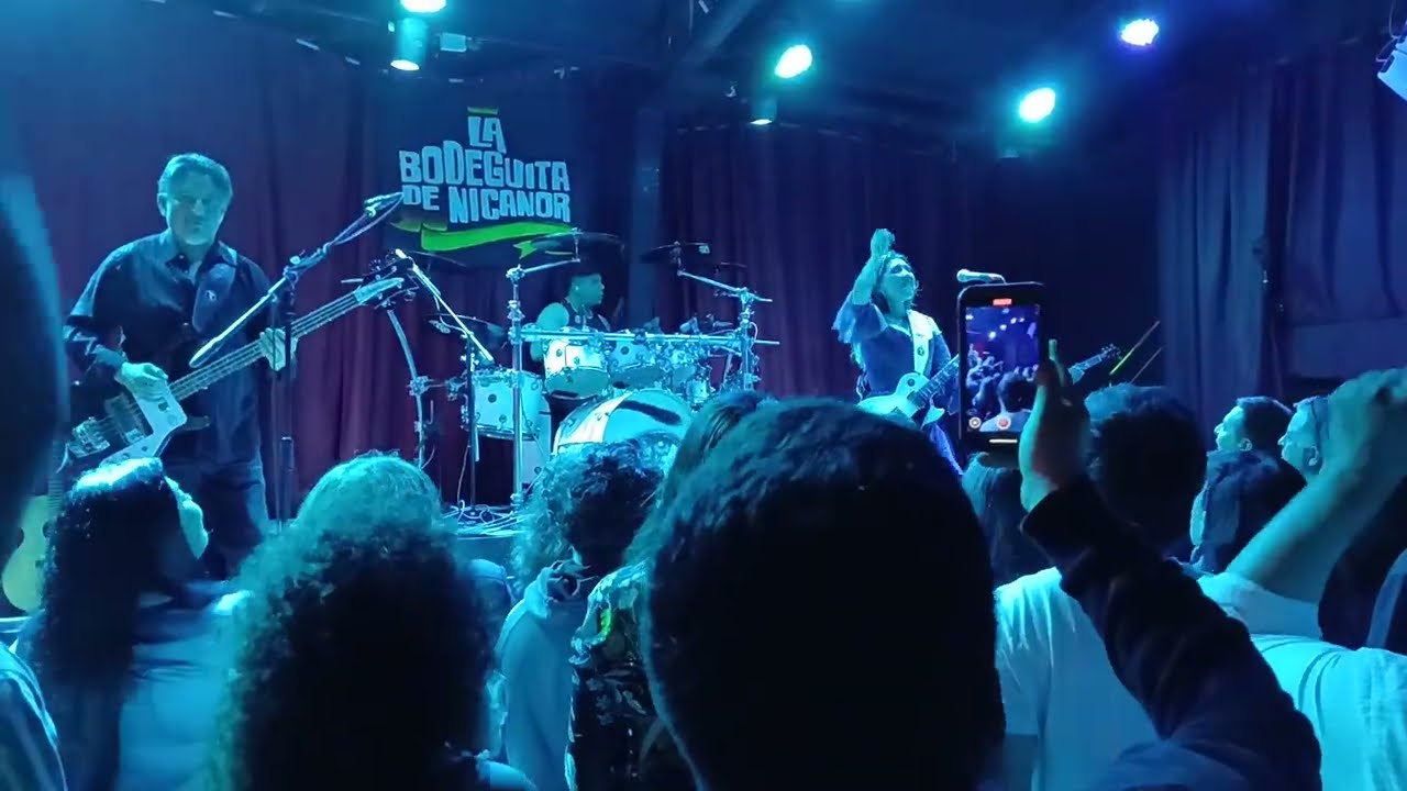Saiko - A veces tú (Concepción, Chile 2025) 