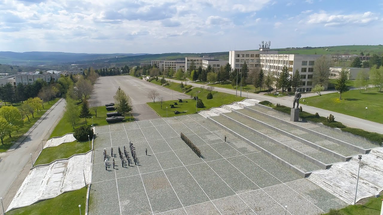 Честит 6 май - Ден на храбростта и Празник на Българската армия!