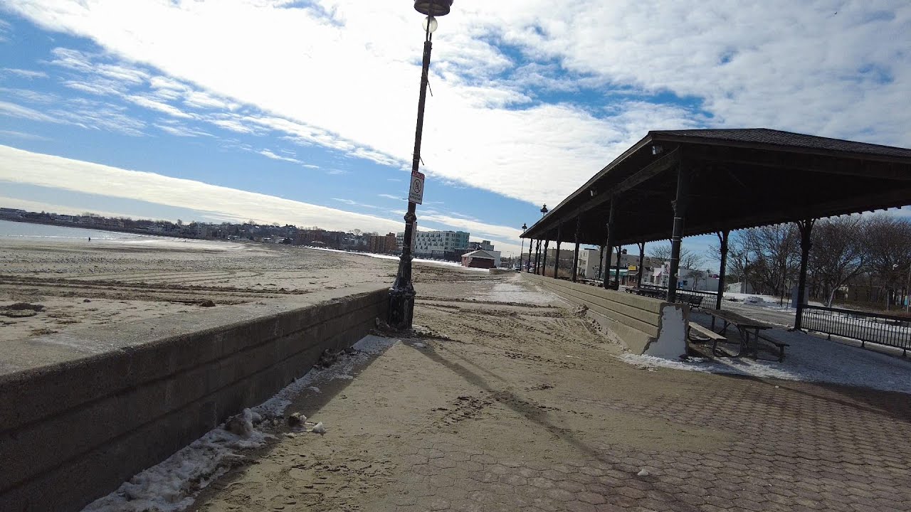 Walking the FIRST Public Beach in the USA : Revere Beach, MA (February 4, 2021)