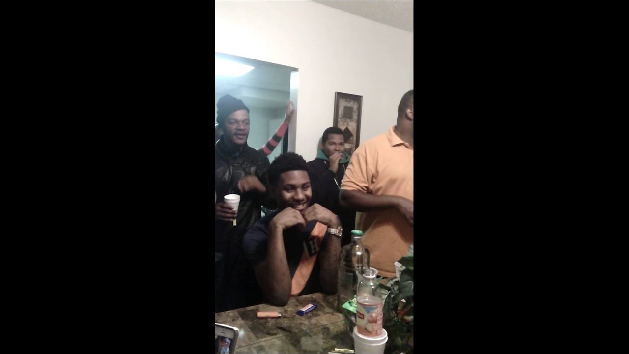 Scudda Bro Freestyle @ lil cuz BDAY party