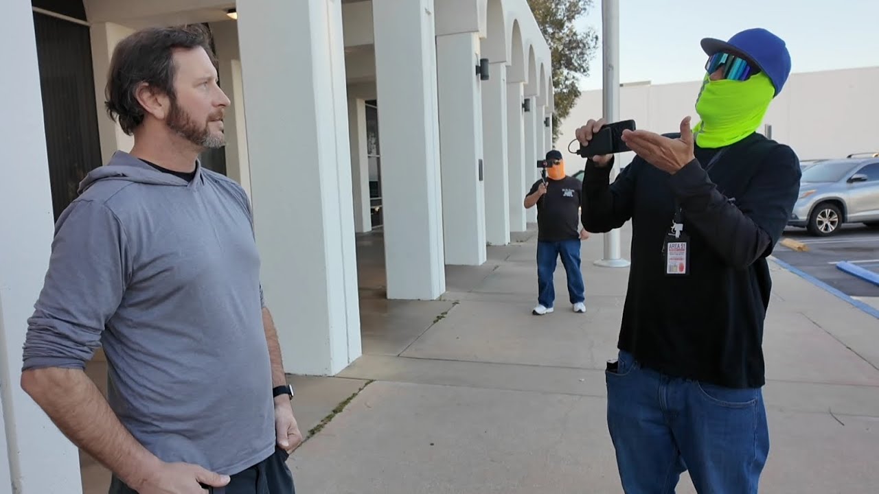 1st Amendment Audit: LibertyPatrolMedia tests Public Ignorance