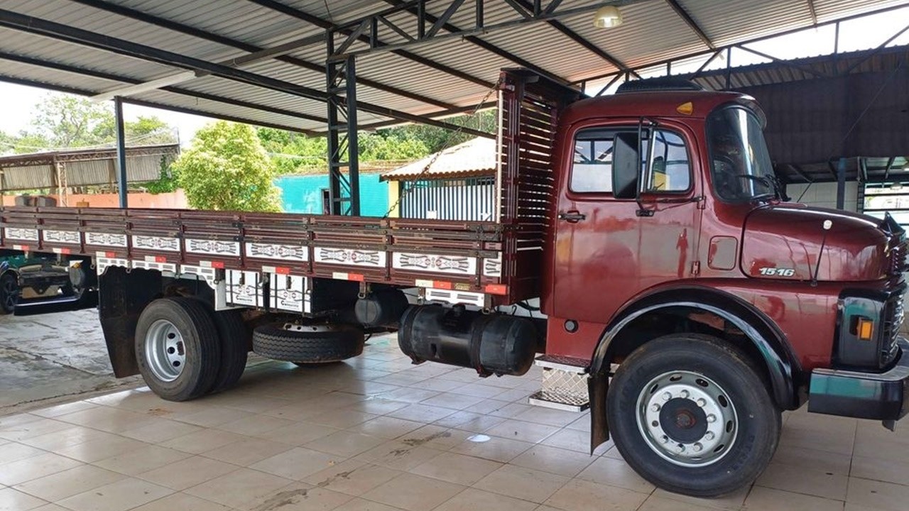 CAMINHÕES MERCEDES TOCO À VENDA A PARTIR DE 33 MIL