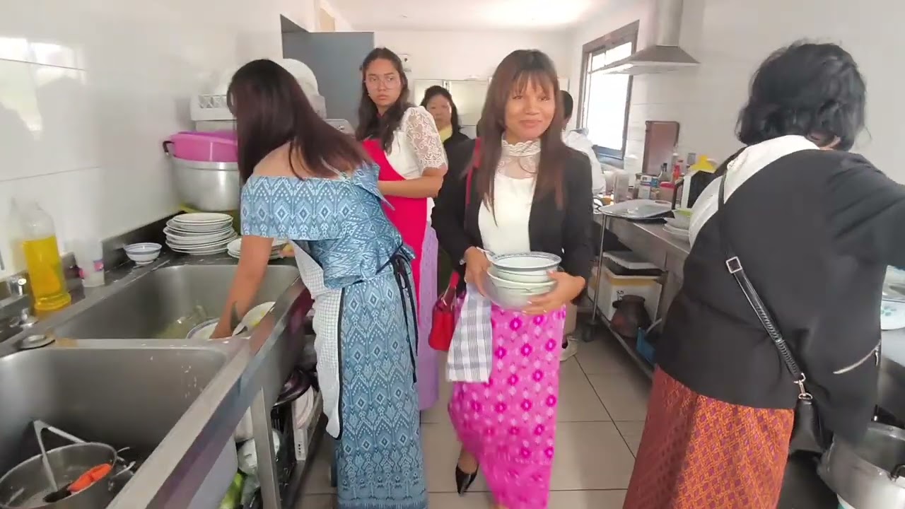 បុណ្យកឋិននៅវត្តខ្មែរ ត្រៃរតនារាម គុយញ៉ូ 19 octobre 2025.