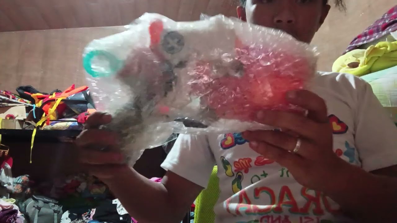 Unboxing with Q