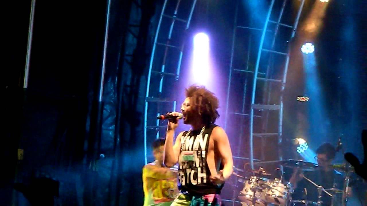 LMFAO - I'm in Miami, B**** (LIVE) HD **EXPLICIT**