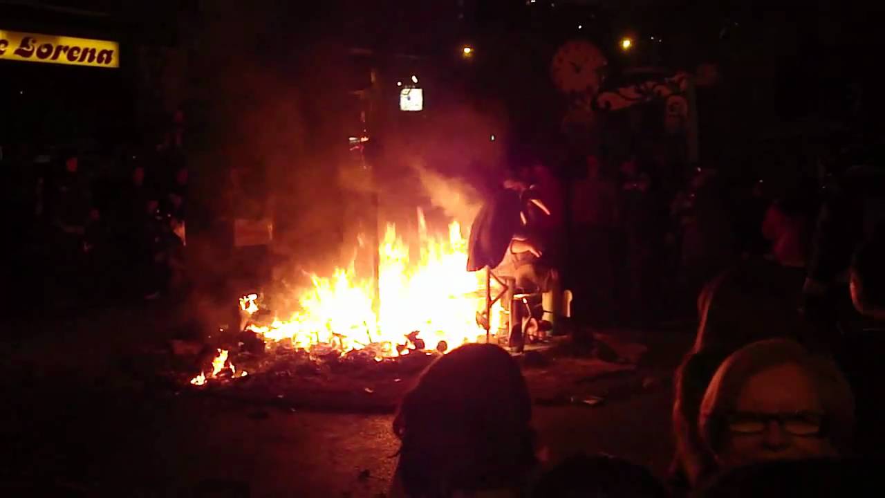 Fallas 2011: Crema Falla Ceramista Ros infantil