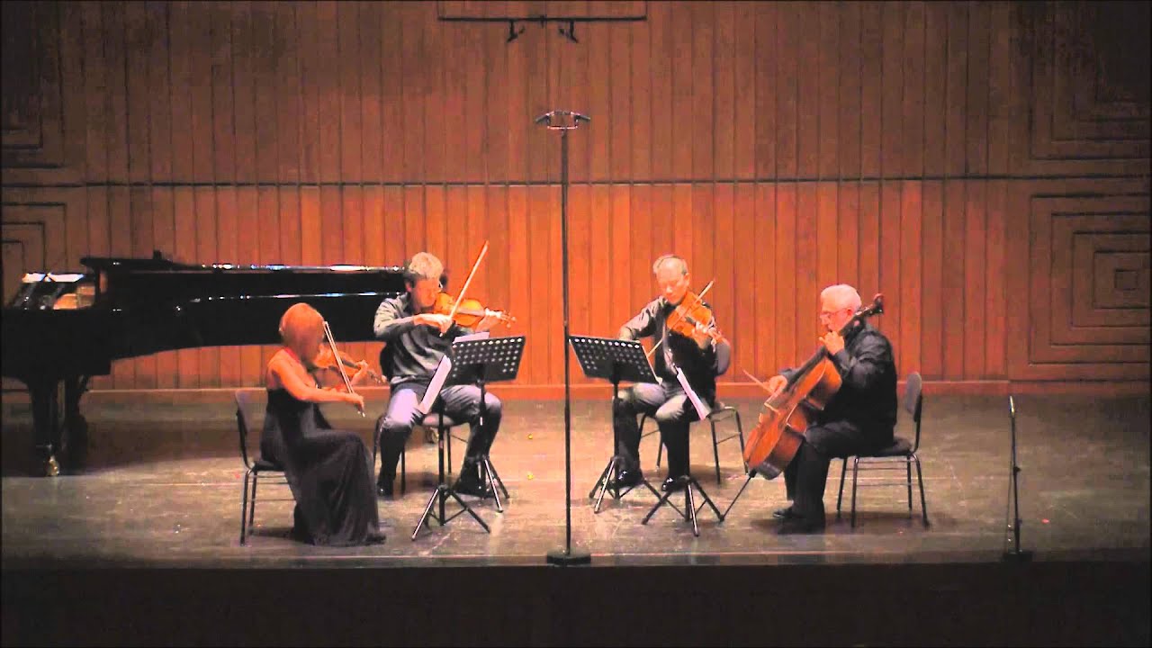 Komitas-Aslamazian: Echmiadzin Dance