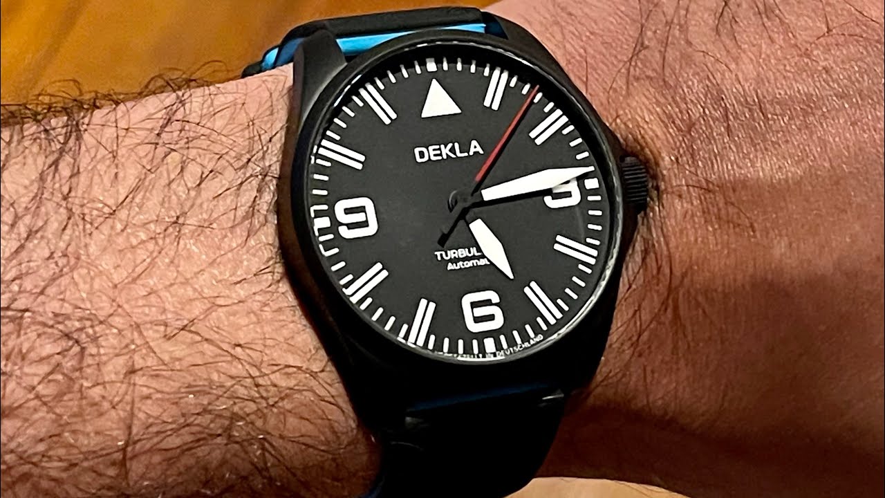 On wrist review of the DEKLA Turbulenz. Finally some competition for the Sinn 556 and Damasko DS!