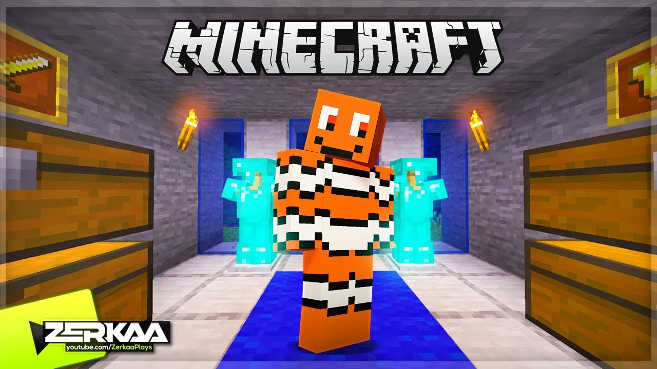 Making An ARMOURY To Store WEAPONS and ARMOUR! (Minecraft #44)