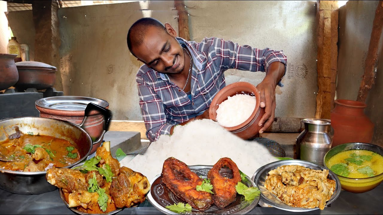 சூடான சுவையான ஆட்டு கறி நல்லி விருந்து MUTTON BONE MARROW, Mutton soup,fish fry,Egg Eating