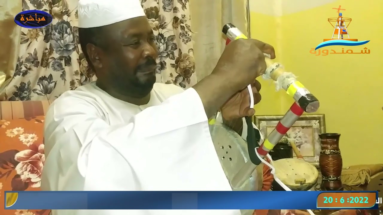 الفنان النوبي / زكريا خليفة  كيفية وزن الطنبور ( الكسر )