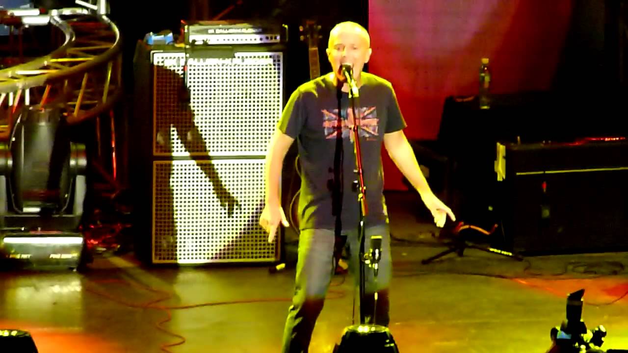 Everybody Wants To Rule The World - Tears For Fears Live in Manila [HD]