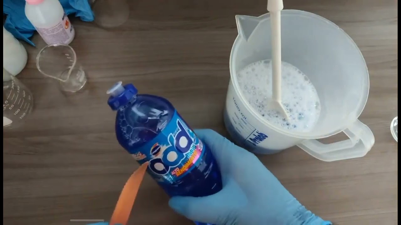 SABÃO LÍQUIDO CASEIRO, Veja como fazer um sabão líquido com detergente e Sais Inorgânicos 