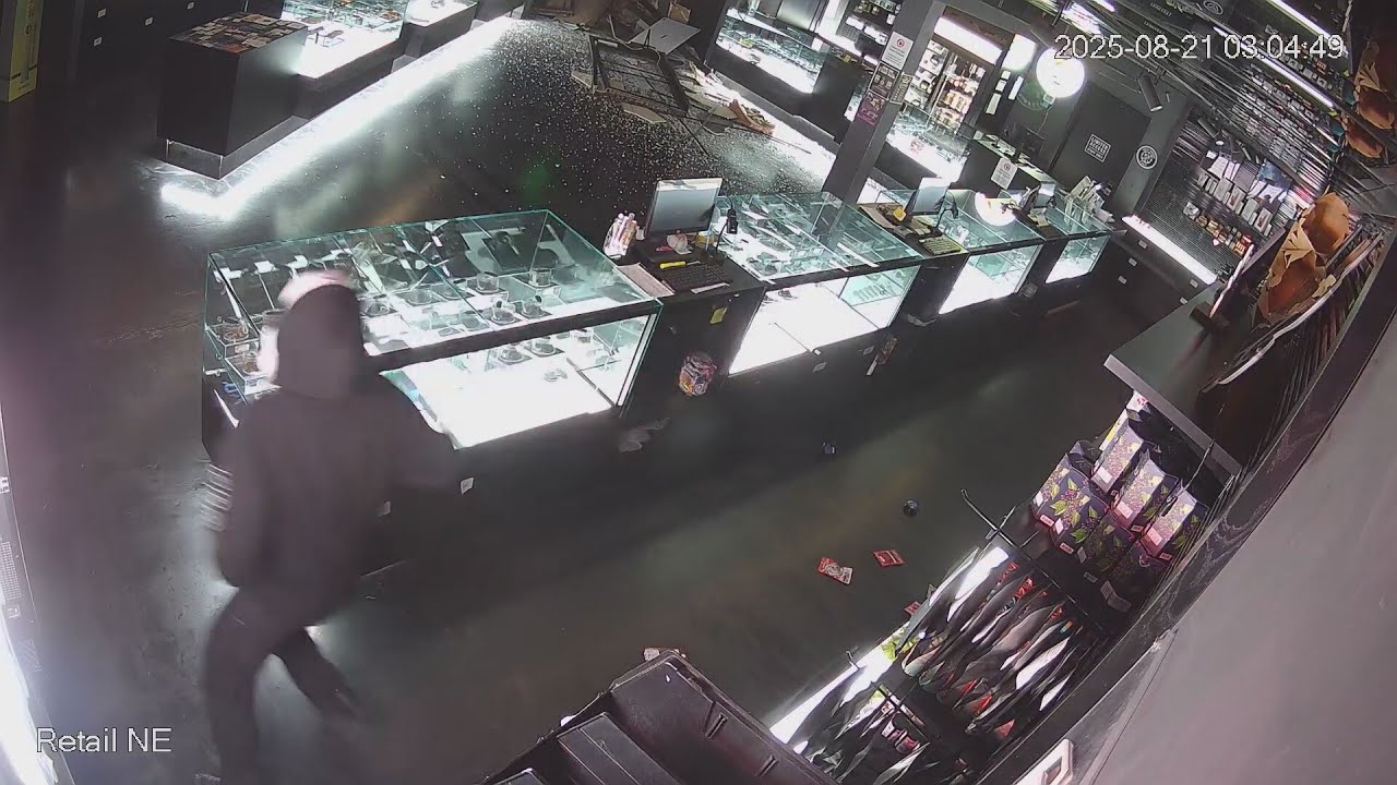 VIDEO: Thieves crash car into Albuquerque cannabis store