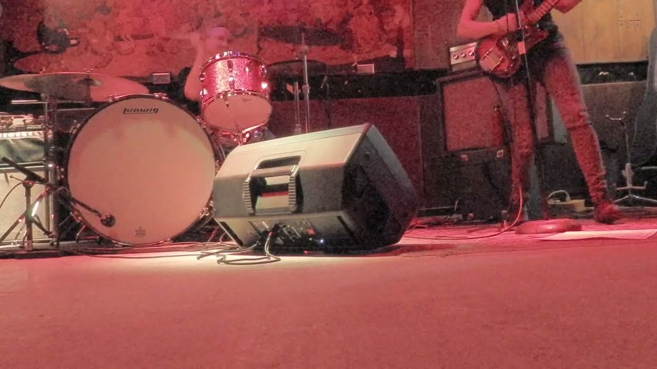 CARNIVAL ON MARS - JUST LIKE DYNOBITES