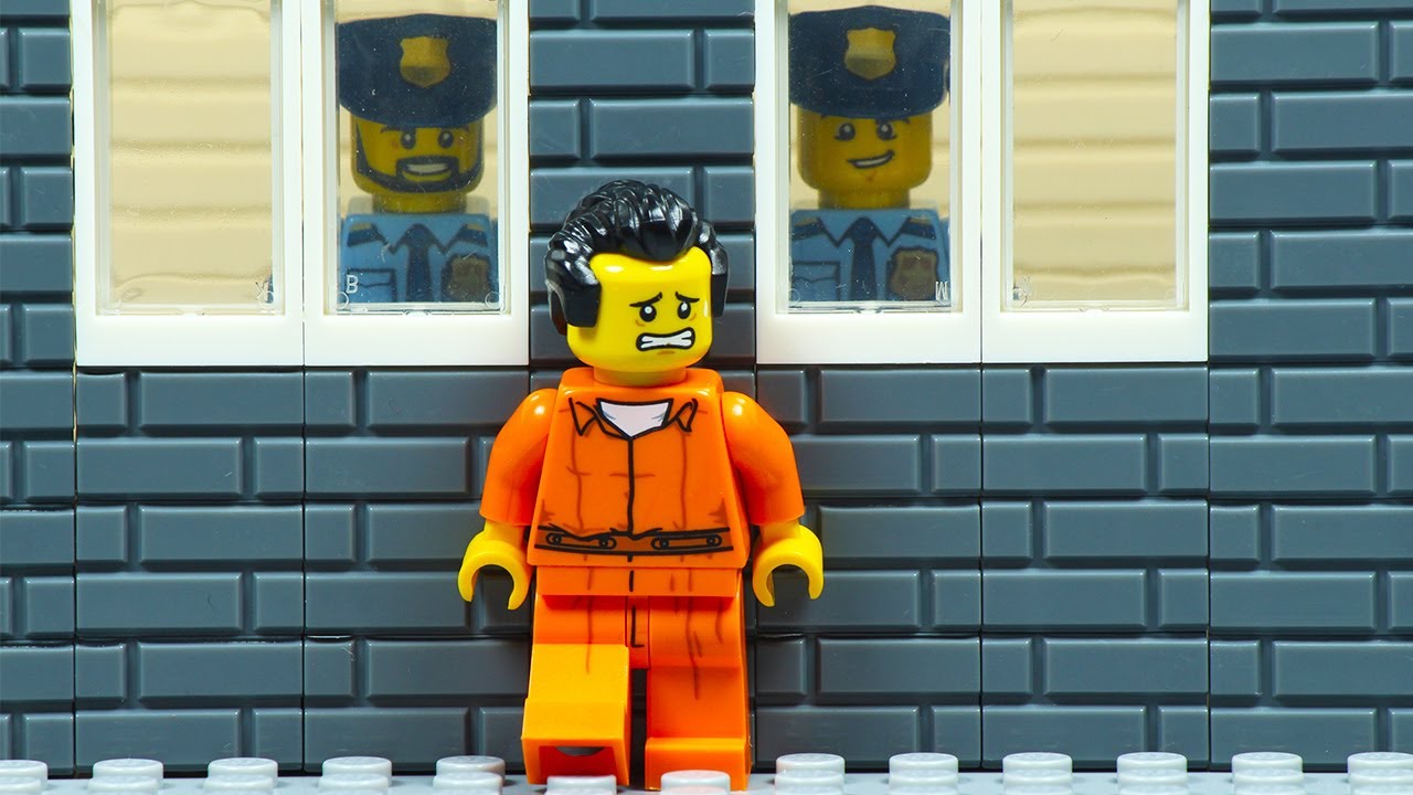 LEGO City Top Secret Prison Break