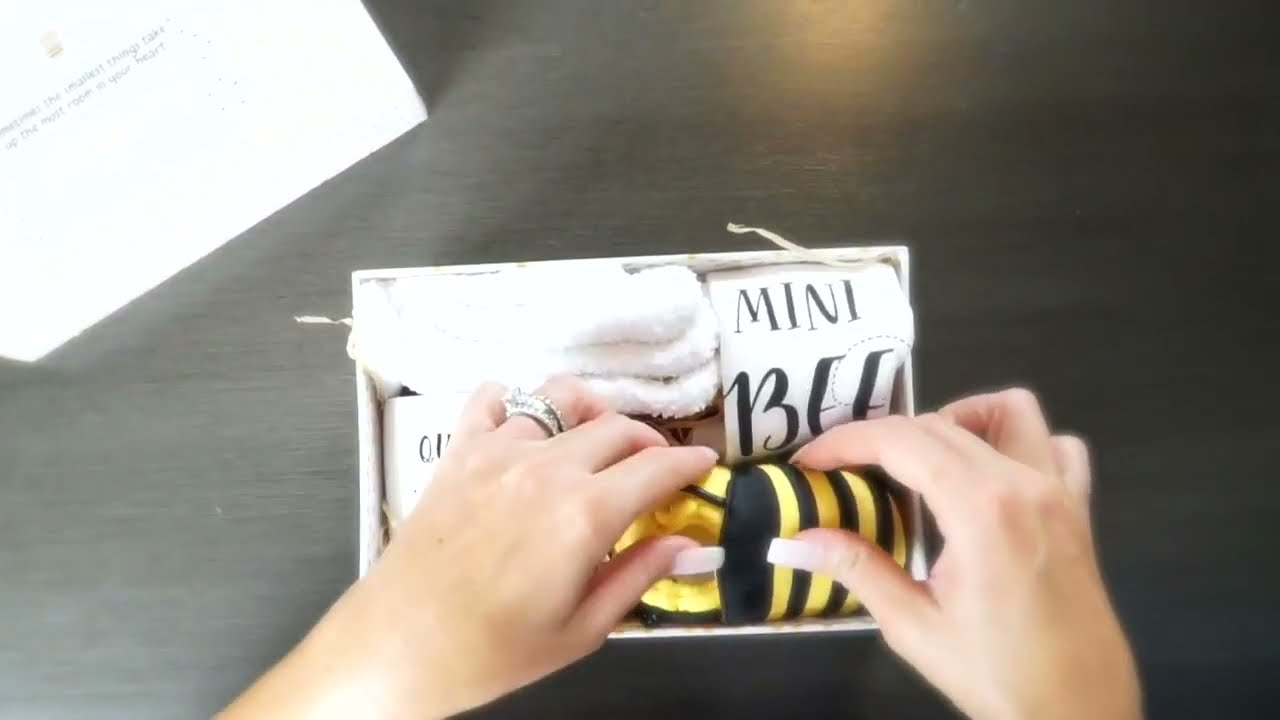 Best Pregnancy gifts for friends | Gift Ideas For Pregnant Women | Pregnancy Gifts