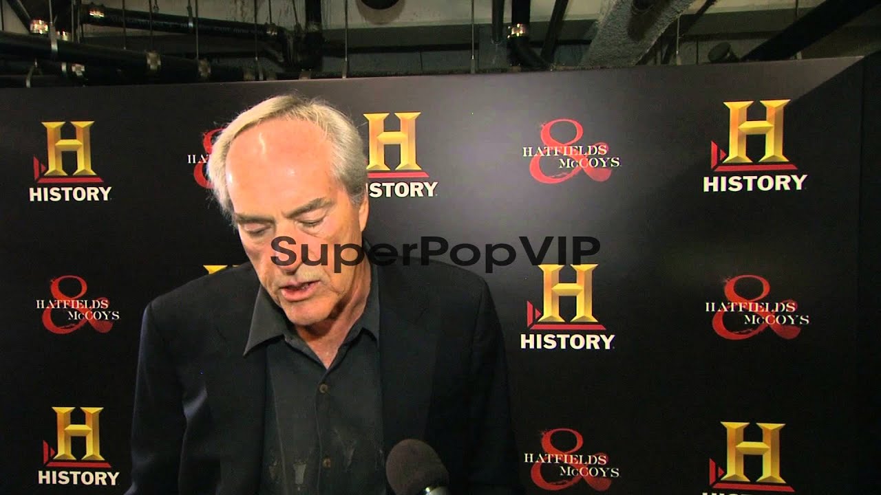 INTERVIEW: Powers Boothe on the cast and crew at HISTORY�...