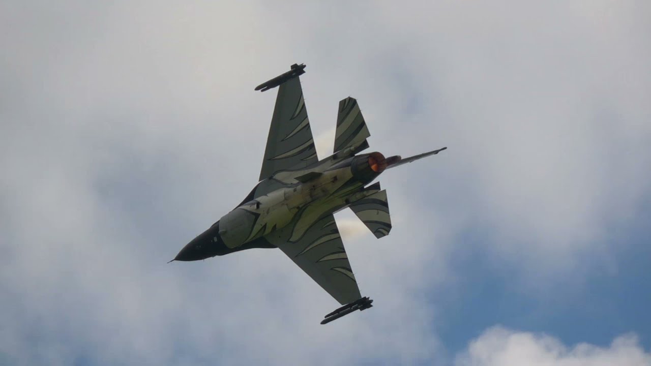 Meeting Aérien D'Albert 2021 Vador F16 Solo Display Belgian Air Force
