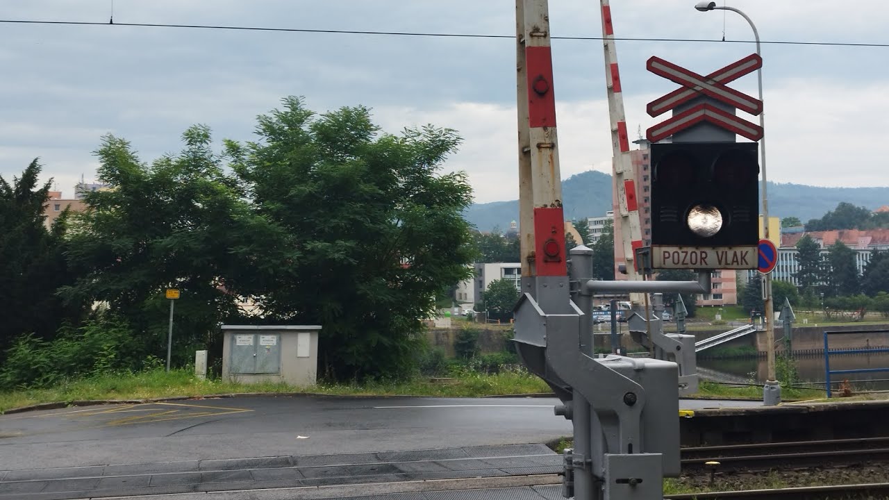 železniční přejezd Děčín - Přípeř 27.7.2024