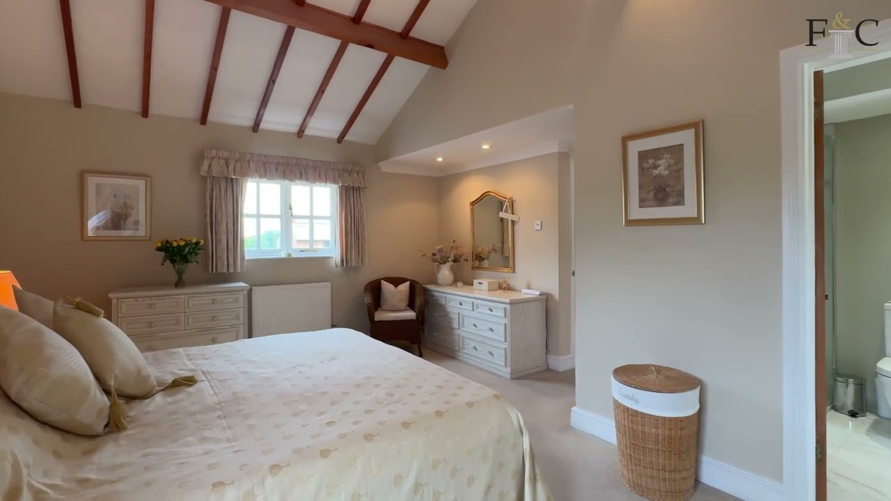The Hayloft, Chardingleye Farm, Great Amwell, Nr Ware, Hertfordshire, SG12 9RT