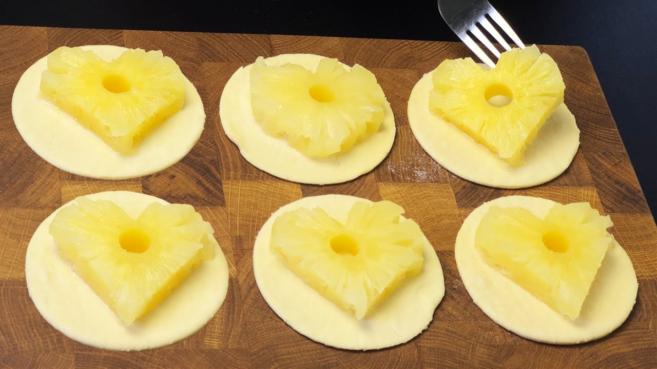 🍍 Только слоеное тесто и ананас!