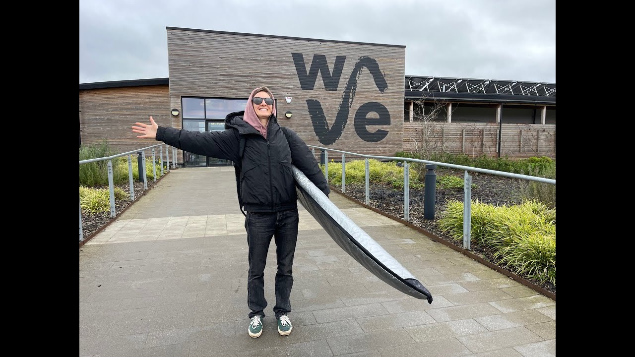 THE WAVE BRISTOL UK // ADVANCED RIGHT // Lex Balladon