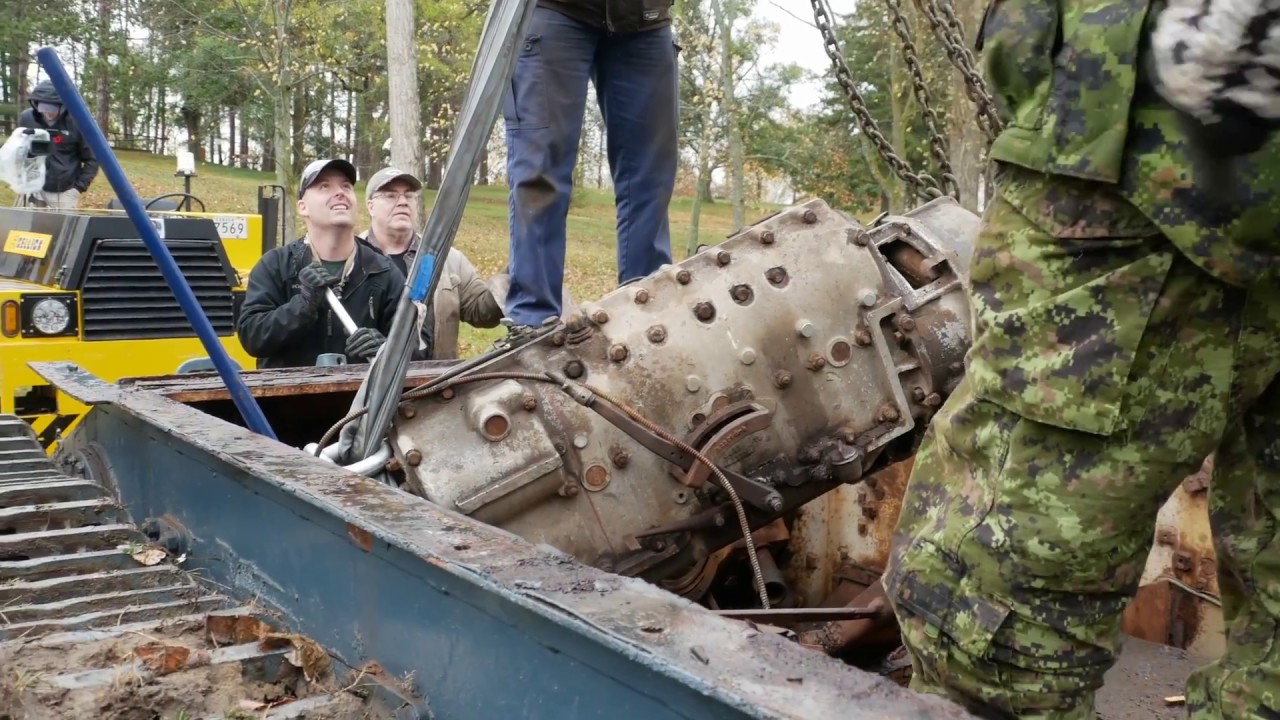 Flakpanzer Restoration: Removing Transmission (October 28, 2017 - Part 3)